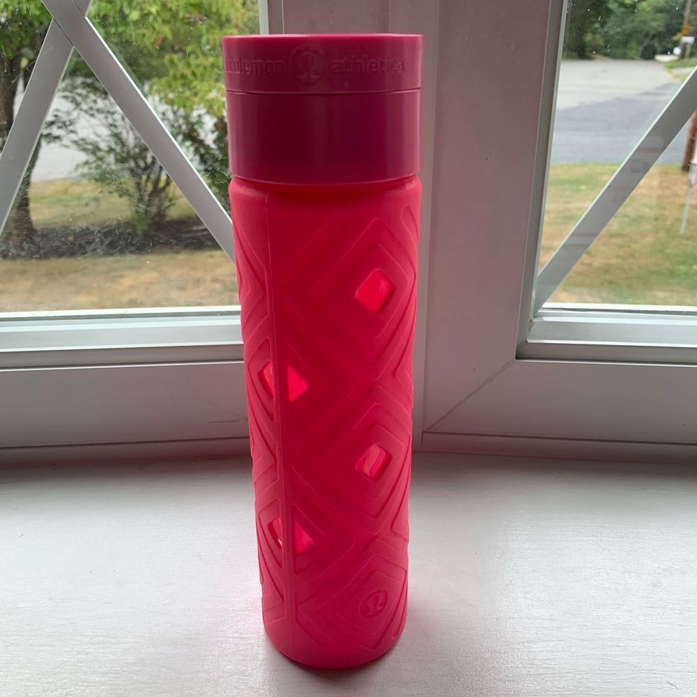 LULULEMON water bottle
